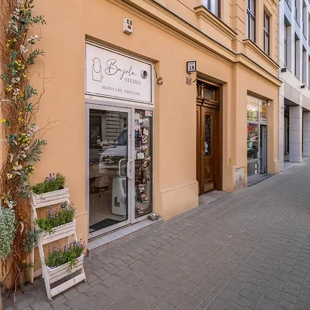 Old Town Apartment